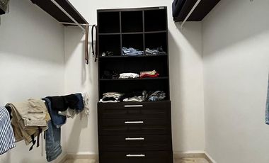 Casa en Venta con Acabados de Mármol en Playa del Carmen