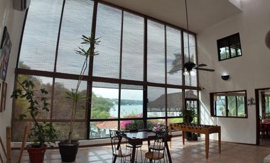 Casa en Pueblo Tequesquitengo