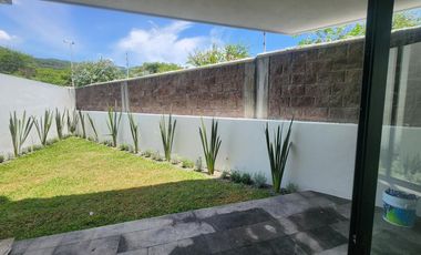 Casa en Venta en Álamos Tres Marías con Casa Club