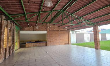 FINCA/LOCAL COMERCIAL EN VENTA EN RESIDENCIAL DEL VALLE A UNOS METROS DE PRIMER ANILLO