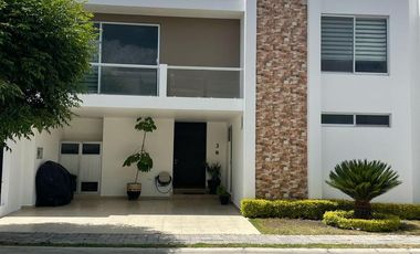 Casa en VENTA Parque Guanajuato Lomas de Angelópolis Cholula Puebla.