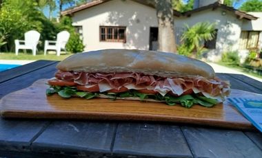 Â¡Oportunidad unica en Mar Azul!  FONDO DE COMERCIO LISTO PARA ABRIR - HABILITACION VIGENTE