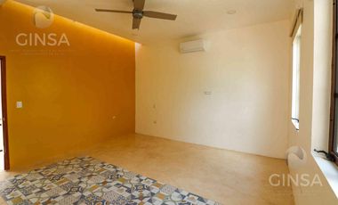 EXCELENTE RESIDENCIA EN VENTA TIPO HACIENDA UBICADA EN PRADERAS DEL MAYAB