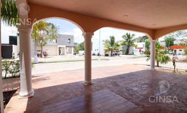 EXCELENTE RESIDENCIA EN VENTA TIPO HACIENDA UBICADA EN PRADERAS DEL MAYAB