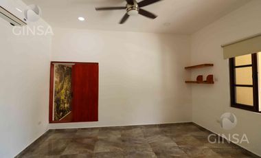 EXCELENTE RESIDENCIA EN VENTA TIPO HACIENDA UBICADA EN PRADERAS DEL MAYAB