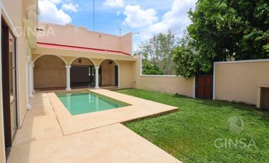 EXCELENTE RESIDENCIA EN VENTA TIPO HACIENDA UBICADA EN PRADERAS DEL MAYAB