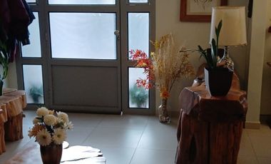 Venta hermosa casa en Bo Maestros ARIZU Godoy Cruz Mendoza