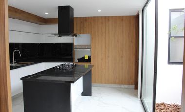 Casa en PREVENTA Parque Viena Lomas de Angelópolis Cholula Puebla.