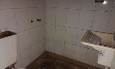 Local comercial en alquiler anual. Valeria del Mar.