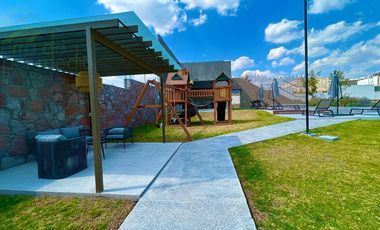 Oportunidad de Precio! Depa de Lujo en Zakia Opción a 3 Recámaras