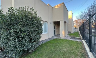 Rio Negro Cipolletti Barrio Flamingo Casa niel gerencial