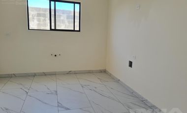 Casa en García, zona de Dominio Cumbres