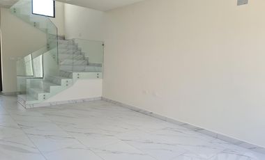 Casa en García, zona de Dominio Cumbres