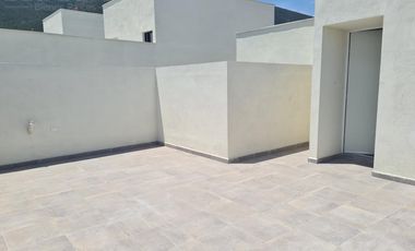 Casa en García, zona de Dominio Cumbres