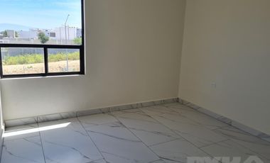 Casa en García, zona de Dominio Cumbres