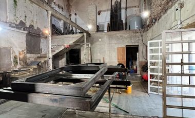 EN VENTA GALPON - EXCELENTE UBICACION