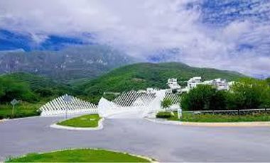 Terreno en Venta en Sierra Alta 9o