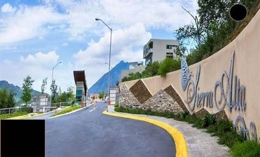 Terreno en Venta en Sierra Alta 9o