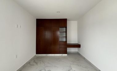 LOMAS DEL DORADO, Casa en VENTA con jardin