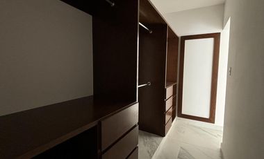 LOMAS DEL DORADO, Casa en VENTA con jardin