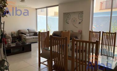 CASA EN VENTA EN LA QUERENCIA 304