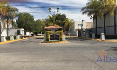 CASA EN VENTA EN LA QUERENCIA 304