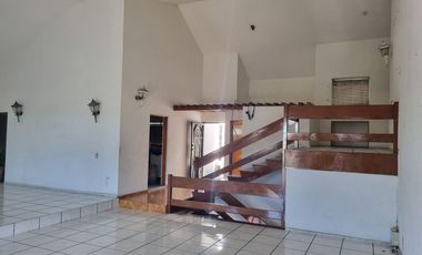 Casa en Fraccionamiento Lomas de Cuernavaca