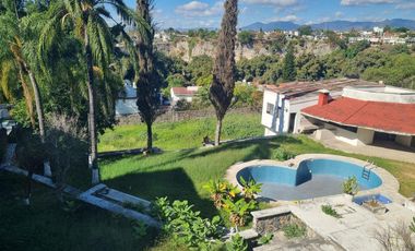 Casa en Fraccionamiento Lomas de Cuernavaca