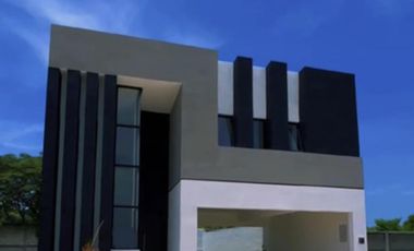 LOMAS DEL DORADO, Casa en VENTA con amplio jardin, area de TV y 3 recamaras con baño