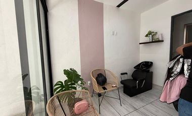 Edificio Comercial en Unidad Habitacional Civac