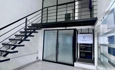 Edificio Comercial en Unidad Habitacional Civac