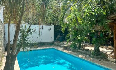 CASA EN VENTA 5 RECÁMARAS 314 M2 EN PLAYA DEL CARMEN CON PISCINA