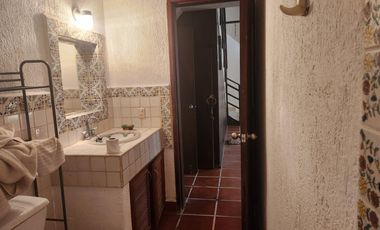 CASA EN VENTA 5 RECÁMARAS 314 M2 EN PLAYA DEL CARMEN CON PISCINA