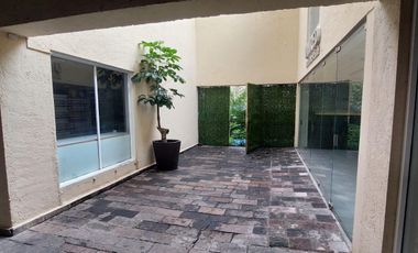 Local en Lomas de La Selva