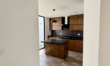 Casa - Condominio St Ángelo Residence