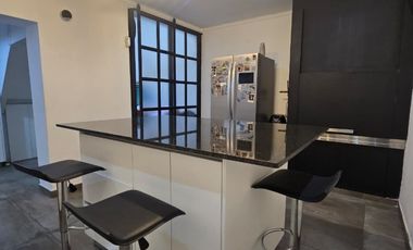 EXCELENTE CASA DE 4 AMBIENTES EX-MUNICIPAL