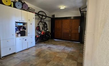 EXCELENTE CASA DE 4 AMBIENTES EX-MUNICIPAL