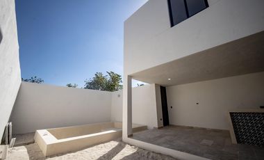 Casa en venta a 100 metros del mar en Chicxulub