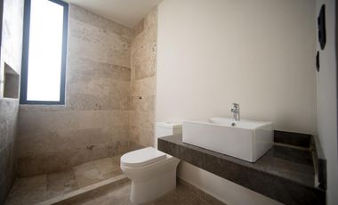 Casa en venta a 100 metros del mar en Chicxulub