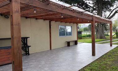 CASA/CHALET - 4 AMBIENTES - PARQUEMAR - MIRAMAR