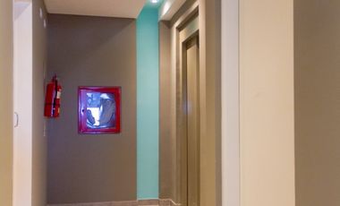 EN VENTA HERMOSO MONOAMBIENTE CON COCHERA