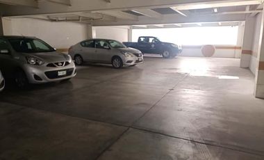 Edificio Comercial sobre Av. del Las Ámericas, Aguascalientes