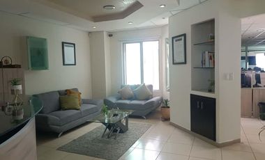 Edificio Comercial sobre Av. del Las Ámericas, Aguascalientes