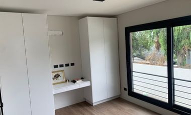 ALQUILER EXCLUSIVOS triplex en DON TORCUATO