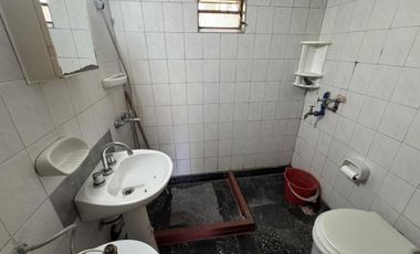 Venta de dos casas en un mismo terreno con todos los servicios. OPORTUNIDAD UNICA