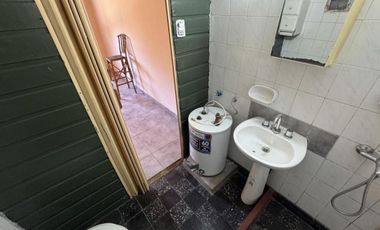 Venta de dos casas en un mismo terreno con todos los servicios. OPORTUNIDAD UNICA