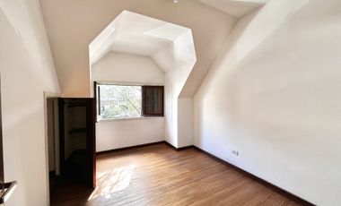 Chalet apto uso profesional - Alem