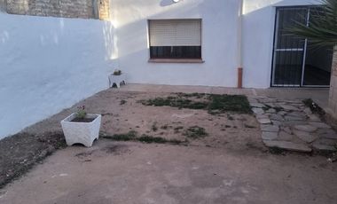 CASA EN ALQUILER ZONA RUTA 20
