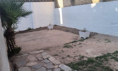 CASA EN ALQUILER ZONA RUTA 20