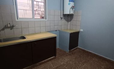 ALQUILER: PH DE 2 AMBIENTES AL FRENTE-SIN EXPENSAS